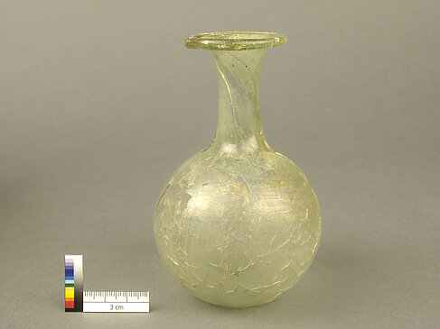 Glasflasche nach der Restaurierung